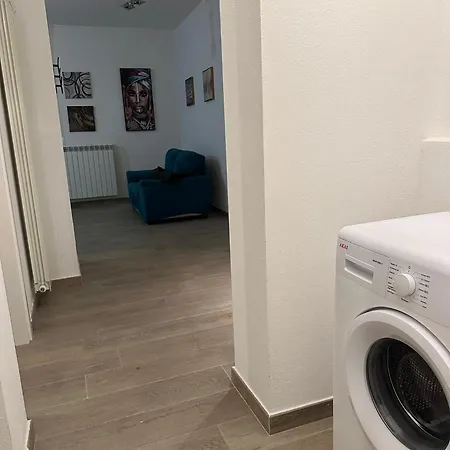 Dimora Del Sole - Civico 13 Guest house