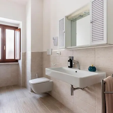 Guest house Dimora Del Sole - Civico 13