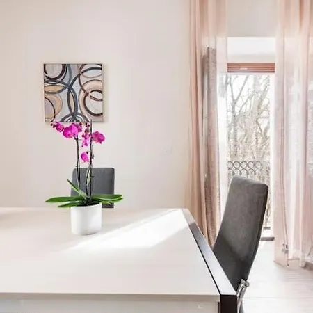 Dimora Del Sole - Civico 13 L'Aquila