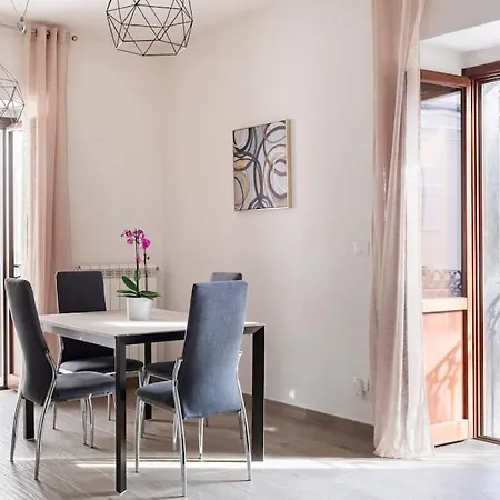 Dimora Del Sole - Civico 13 Guest house 3*