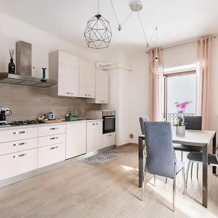 Guest house Dimora Del Sole - Civico 13 L'Aquila