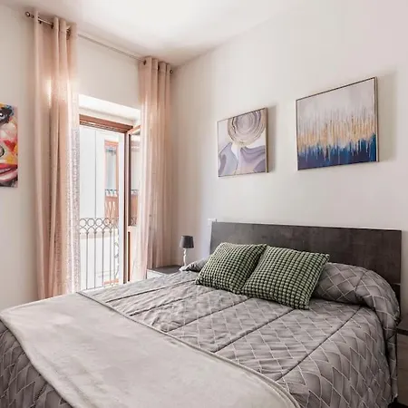 Guest house Dimora Del Sole - Civico 13 3*