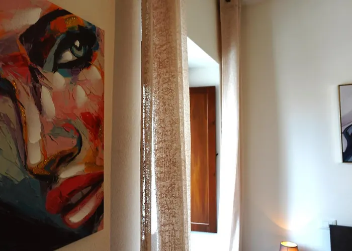 Dimora Del Sole - Civico 13 Gasthof LʼAquila