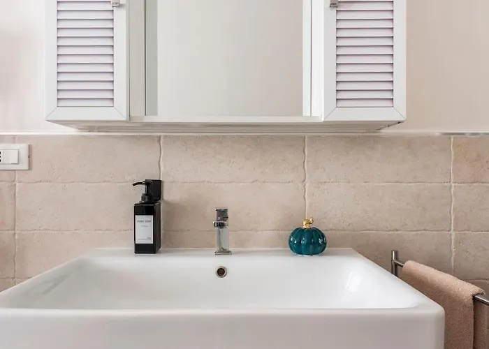 Dimora Del Sole - Civico 13 3*