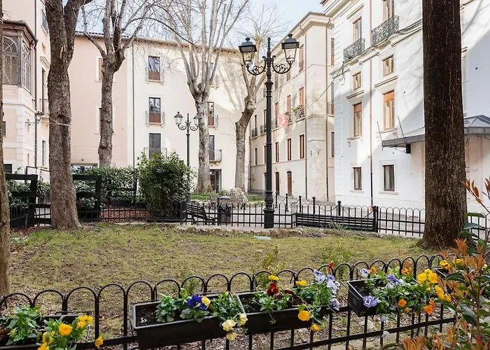 Dimora Del Sole - Civico 13 بيت ضيافة 3*