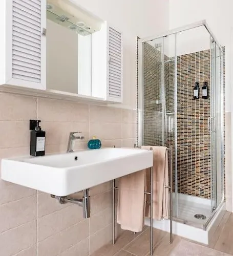 Gasthof Dimora Del Sole - Civico 13 3*